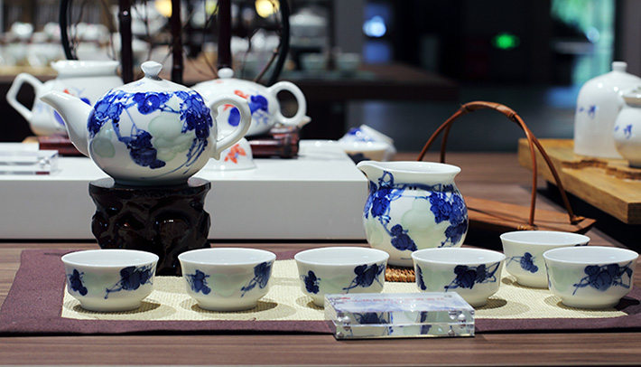 8ͷ���˿�ϣ�����