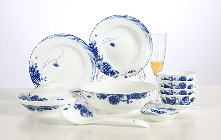 28ͷ��ɫ��Ӱ