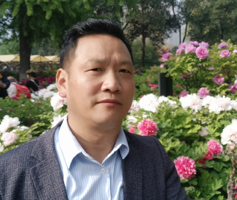 ��־ǿ�����ɺ�Ҷ��Ժ�о�Ա��