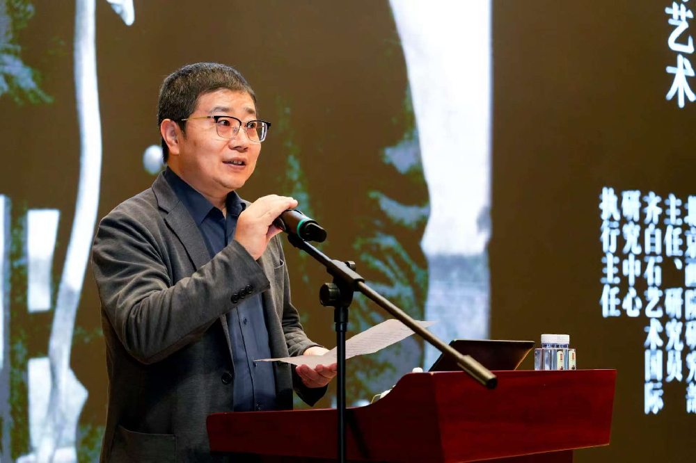 ����ʵ�����ɺ�Ҷ��Ժ�о�Ա��