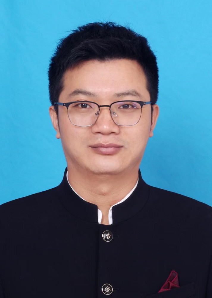 �ΰ�����ɺ�Ҷ��Ժ�߼���ʦ��